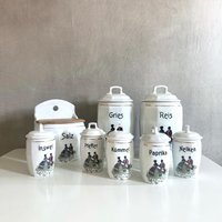 Vintage Gewürzdosen Porzellan, Deckeldose, Gewürze Küche, Retro Cottage, Alte Tschechoslowakei Vintage Gewürzdosen Porzellan, Deckeldose, Gewürze Küche, Retro Cottage, Alte Tschechoslowakei von MellowPlace