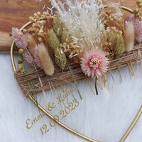 Trockenblumenkranz Herz, Hochzeitsgeschenk, Personalisiert, Türkranz, Fensterkranz, Blumenkranz, Metallkranz Für Brautpaar von Melodieblumenkreativ