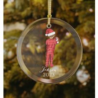 Personalisierte Klare Glasverzierung Kleine Geschenk-Weihnachtsverzierung 2023 Von Melsy's Illustrationen | Personalisierte Kinderweihnachtsgeschenke von MelsysIllustrations