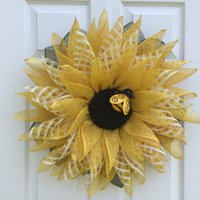 Sonnenblumenkranz Mit Bienen, Gelber Und Sahnespitzenblümchen Kranz, Türkranz, Sommer - Herbstkranz von MemawsCottage