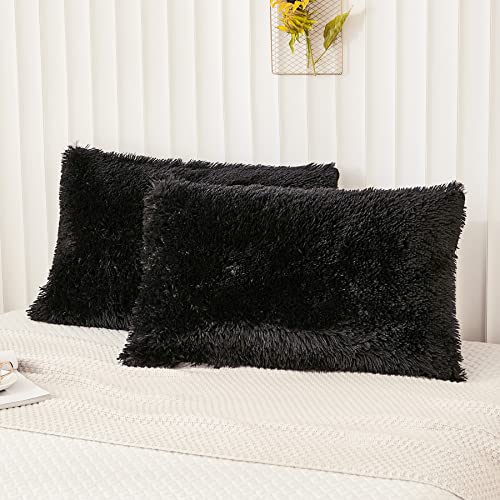 Memfydu Flauschige Kissenbezüge aus Kunstfell, schwarzer Plüsch, Shaggy-Samt, King-Size-Kissenbezug, 2er-Set, Reißverschluss (50,8 x 91,4 cm, schwarz) von Memfydu