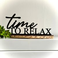 Time To Relax | Schriftzug 3D Aus Holz Badezimmer Deko Schlafzimmer Wohnzimmer Geschenk Zum Einzug Sauna Wellness Gartenhaus von Memoria3DDesign