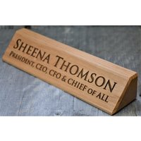 Personalisierte Schreibtisch-Namensschilder Aus Holz 10 Zoll Massivem Adler Holz, Individuell Graviert Mit Dem Text Ihrer Wahl Benutzerdefinierten von MemoriesMadeCustom