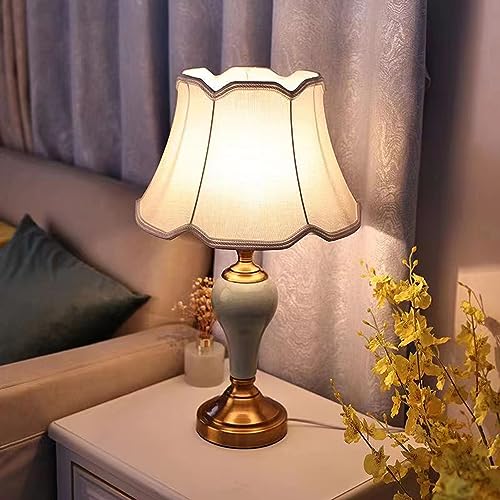 Mengjay Tischlampe Vintage Keramik, Schlafzimmer Nachttischlampe Plissee Lampenschirm Gemalt grün Porzellan Lampe Körper Chinesische Schreibtischlampe, Wohnzimmer/Arbeitszimmer/Esszimmer (A) von Mengjay