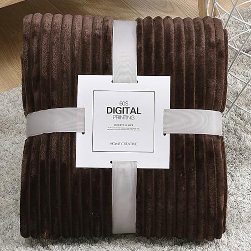 Menkala Kuscheldecke Flanell Fleecedecke Braun Uni Gestreift Flauschig Decke Tagesdecke Sofadecke Wohndecke Sofaüberwurf Blanket Couch Sofa Überwurfdecke Weich Warm Einfarbig Kinder Klein 70x100 cm von Menkala