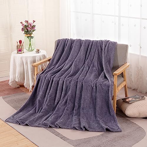 Menkala Kuscheldecke Flauschig Dunkellila Decke Flanell Fleecedecke Tagesdecke Sofadecke Wohndecke Sofaüberwurf Blanket Couch Sofa Überwurfdecke Couchdecke Weich Warm Einfarbig Kinder Klein 70x100 cm von Menkala