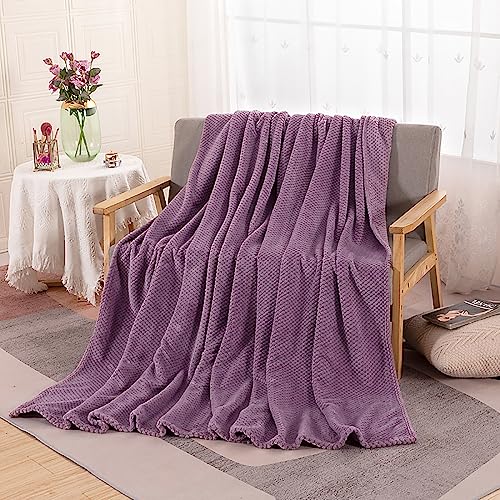 Menkala Kuscheldecke Flauschig Lila Decke Flanell Fleecedecke Tagesdecke Sofadecke Wohndecke Sofaüberwurf Blanket Couch Sofa Überwurfdecke Couchdecke Weich Warm Einfarbig Kinder Klein 150x200 cm von Menkala