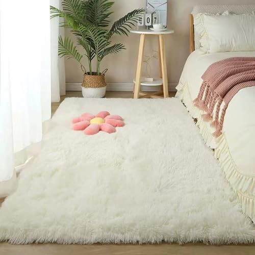 Menkala Teppich Langflor Creme Uni Flauschig Shaggy Langflor Bettvorleger Waschbarer rutschfest Wohnzimmerteppich Modern Deko für Wohnzimmer Schlafzimmer Kinderzimmer Flur Bettumrandung 80x160 cm von Menkala