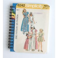 Tagebuch & Notizbuch // Recyceltes Vintage-Schnittmuster Näh-Notizbuch Einfachheit 6242 Tagebuch & Notizbuch // Recyceltes Vintage-Schnittmuster Näh-Notizbuch Einfachheit 6242 von MeowKapowShop
