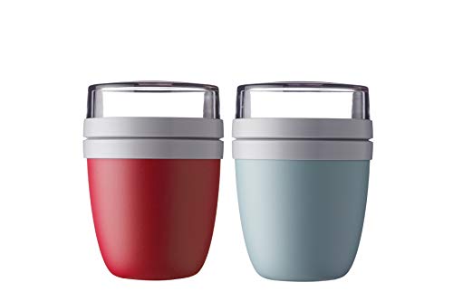 Mepal | Lunchpot Ellipse Mixed | Nordic Red + Nordic Green | Müslibecher to go | Unterteilung für Joghurt & Müsli | 500 ml + 200 ml | Geeignet für Gefrierschrank, Mikrowelle & Spülmaschine von Mepal