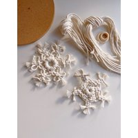 Makramee Schneeflocke Tutorial Kit/Diy Ornament Boho Winterschmuck von MerakiHandmadeDecor