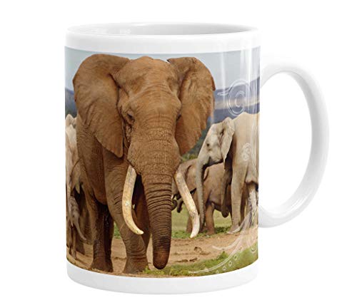 Merchandise for Fans Becher aus Keramik - 330 ml Motiv: Elefanten Herde mit Jungtieren in Afrika (01) von Merchandise for Fans