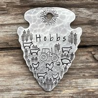 Hundemarke Für Grosse Hunde, Erkennungsmarke, Pfeilspitze, Hundemarke, Personalisierte Haustier-Id-Marke, Individuelle Bauernhof, 5 cm Lang von MetalHounds