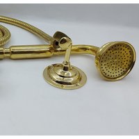 Handgemachte Messing Solide Handbrause Mit Schlauch Flexible Und Pin Wandhalterung Handgemachte Messing Solide Handbrause Mit Schlauch Flexible Und Pin Wandhalterung von MetalWorksMorocco