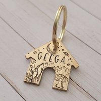 House Keys - Hundemarke, Individuelles Design, Haus, Sterne, Schlüssel, Bäume, Handgestempelt, Personalisiert, Hundehalsband, Muttertag von MetalheadsBoutique