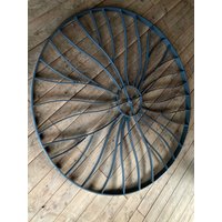 Brunnengitter Aus Stahl Durchmesser 120 cm Verzinkt Und Pulverbeschichtet Brunnengitter Aus Stahl Durchmesser 120 cm Verzinkt Und Pulverbeschichtet von Metallbildnerei