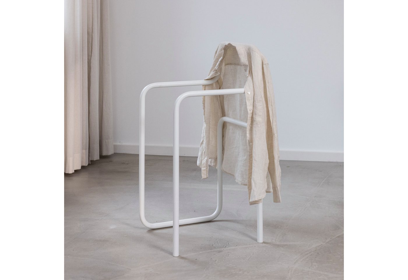 Metallbude Herrendiener JAMES, hochwertiger Design Kleiderständer aus Metall, Stummer Diener Metallbude Herrendiener JAMES, hochwertiger Design Kleiderständer aus Metall, Stummer Diener von Metallbude