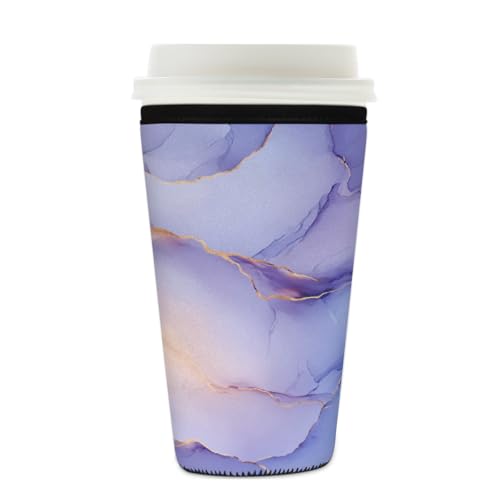 Wiederverwendbare Eiskaffeetassen-Hülle, violette Marmor-Textur, Isolator, Neopren-Kaffeehülle für kalte Getränke, Getränkehalter, passend für 625 - 680 ml Tassen Wiederverwendbare Eiskaffeetassen-Hülle, violette Marmor-Textur, Isolator, Neopren-Kaffeehülle für kalte Getränke, Getränkehalter, passend für 625 - 680 ml Tassen von Mexpekil