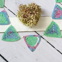Bunte Gehäkelte Wimpelkette ~ Deko | Girlande von MiMaKaefer