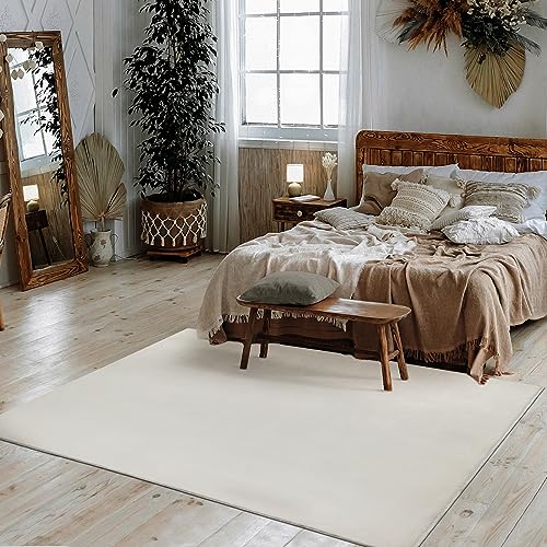 Mia's Teppiche Nova kuschelig Warmer Fellteppich, weich und elegant, waschbar und Fußbodenheizung geeignet, Öko-Tex Zertifiziert Mia's Teppiche Nova kuschelig Warmer Fellteppich, weich und elegant, waschbar und Fußbodenheizung geeignet, Öko-Tex Zertifiziert von Mias Teppiche