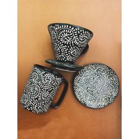 Keramik Kaffee Pour Over Filter/Dripper Set Blumen & Blatt Handgeschnitzt Mit Tasse von MiaSimpleCrafts