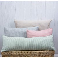 Körper Kissenbezug Aus Bio Baumwolle Mit Hanf Motiv von MichelleLynnDecor