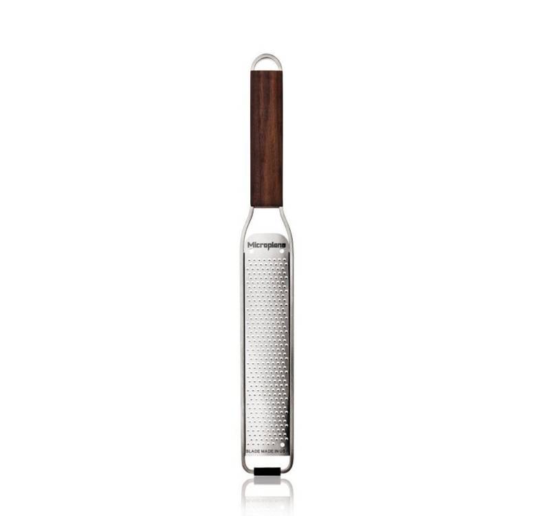 Microplane Küchenreibe Master Series Zester Reibe mit Holzgriff 43320 von Microplane