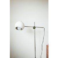 Vintage Lampe Wunderschöne Mid Century 1960Er Jahre Gelenkarm Freischwinger von MicroscopeTelescope