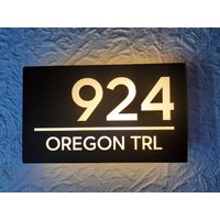 Beleuchtete Led Namensschild Mit Straßennamen - 12" X 7" Beleuchtete Led Namensschild Mit Straßennamen - 12" X 7" von Microway