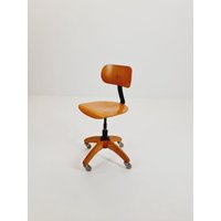 Bauhaus Swivel Office Chair in Solid Wood By Böhler , 1940S Bauhaus Swivel Office Chair in Solid Wood By Böhler , 1940S von MidAgeVintageDE