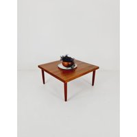 Danish Teak Solid Coffee Table/ Side Table By Niels Bach For Randers Möbel, 1960S Danish Teak Solid Coffee Table/ Side Table By Niels Bach For Randers Möbel, 1960S von MidAgeVintageDE