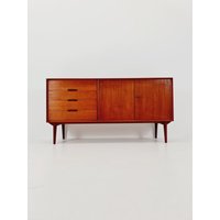 Mid Century Modern German Teak Sideboard By Wilhelm Renz Möbel, 1960S Mid Century Modern German Teak Sideboard By Wilhelm Renz Möbel, 1960S von MidAgeVintageDE
