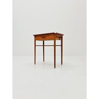 Swedish Nightstand Mid Century Design By Bertil Fridhagen For Bodafors, 1960 Swedish Nightstand Mid Century Design By Bertil Fridhagen For Bodafors, 1960 von MidAgeVintageDE
