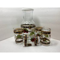 Vintage Kig Saft Karaffe Set Fruit Floral Tumblers, Indonesien von MidCenModandMore