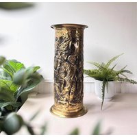 Vintage 1960Er Messing Repoussé Regenschirm Ständer, Mcm Mid Century Geprägte Jagdszene Vase Vintage 1960Er Messing Repoussé Regenschirm Ständer, Mcm Mid Century Geprägte Jagdszene Vase von MidMayVintage