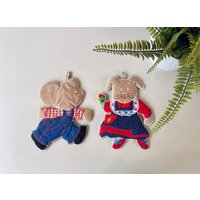 Vintage 1980Er Jahre Maus Und Kaninchen Topflappen, 2Er Set, 80Er Küchen Dekor Vintage 1980Er Jahre Maus Und Kaninchen Topflappen, 2Er Set, 80Er Küchen Dekor von MidMayVintage