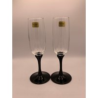 Vintage 2Er Set Luminarc France Schwarze Stemmed Sektgläser Oder Flöten - Black Stem Mid Century Modern Great Nie Benutzt von MidModzilla