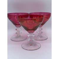 Vintage Cranberry Farbene Champagnergläser - 3Er Set Toller Klarer Stiel von MidModzilla