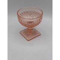 Vintage Diamond Point Pink Kompottschale - Hübsch in Tolles Glas von MidModzilla