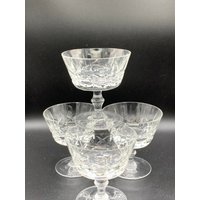 Vintage Klar Glas Kristall Stemmed Dessert & Sherbet Tassen - Set Von 4 Ca. 1950Er Jahre Große Form Und Glanz von MidModzilla