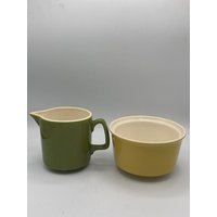 Vintage Mcm Grüne Milchkännchen Und Gelbe Zuckerdose Im Set | Ohne Deckel von MidModzilla