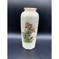 Vintage Otagiri Große Vase - Creme Mit Orangenen Und Blauen Blumen Sehr Modern Aussehend Oktagon Geformt von MidModzilla