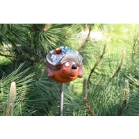 Keramik Igel Gartenstecker Handgemachte Rasenpfahl Outdoor Statue Frostbeständig Handbemalte Ball Tierfigur Midene Lustiges Geschenk von MideneArtStudio