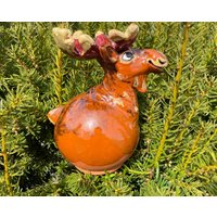 Midene Keramik Gartendeko Elch Gkr67 Beetstecker Frostsicher Handgemacht Handbemalter Rasenstecker Gartenkugel von MideneArtStudio