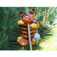 Midene Keramik Gartenstecker Katze Mäuschen Gkw10 von MideneArtStudio