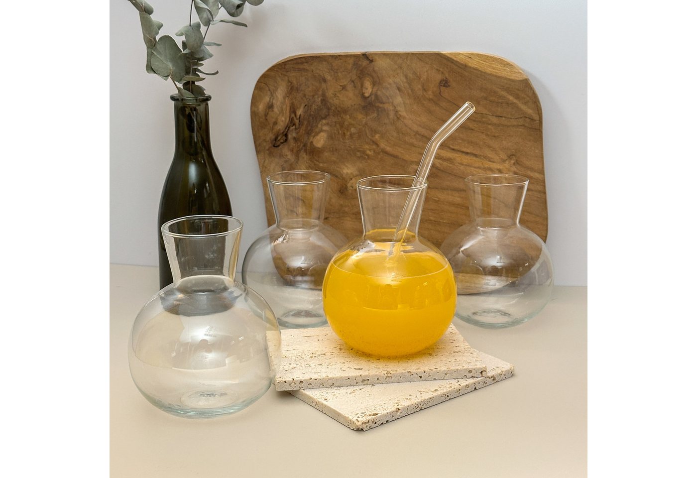 Mien Cocktailglas Handgefertigte Jessy Cocktail- & Saftgläser – 4er Set, Borosilikatglas, Mit Liebe handgefertigt – 400 ml Fassungsvermögen von Mien
