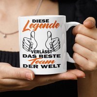 Abschiedsgeschenk Für Kollegen Zum Abschied | Diese Legende Verlässt Das Beste Team Jobwechsel Weiße Keramiktasse von MightyBrainPresents