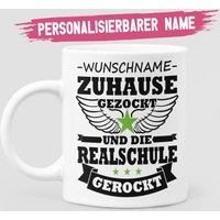 Personalisierbare Tasse Realschulabschluss | Zuhause Gezockt Und Die Realschule Gerockt Abschlussklasse Geschenk Weiße Keramiktasse von MightyBrainPresents