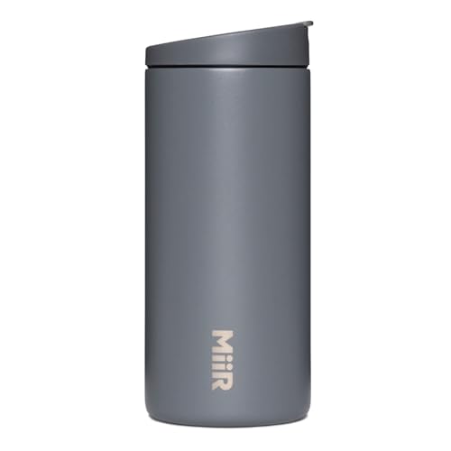 MiiR Flip Traveler Doppelwandig vakuumisoliert mit auslaufsicherem Klappdeckel, BPA-freie Edelstahl-Konstruktion, isolierter Becher für heiße oder kalte Getränke, 340 ml MiiR Flip Traveler Doppelwandig vakuumisoliert mit auslaufsicherem Klappdeckel, BPA-freie Edelstahl-Konstruktion, isolierter Becher für heiße oder kalte Getränke, 340 ml von MiiR