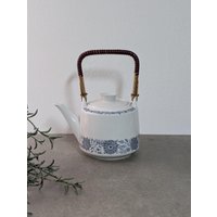 Teekanne Aus Porzellan Von Winterling Vintage Teekanne Aus Porzellan Von Winterling Vintage von MiieaVintage